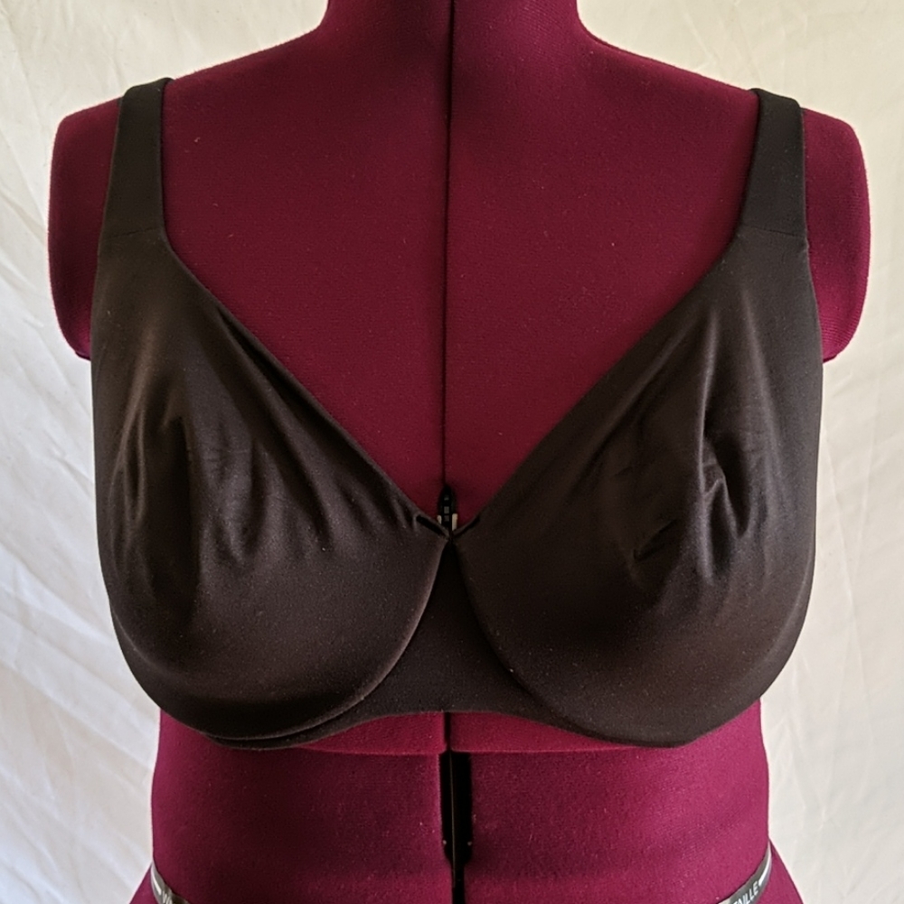 NWOT Cacique unlined full coverage bra 42DDD